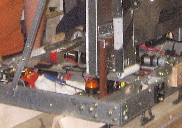 675chassis.jpg