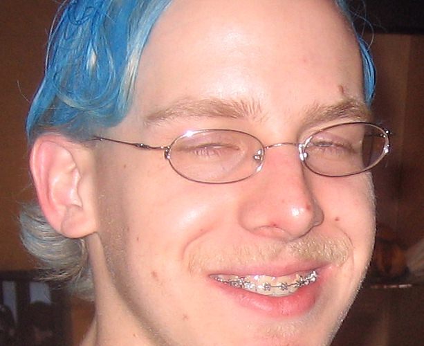 9e31c4420f30e2a69fec913cf2e448b9_l.jpg