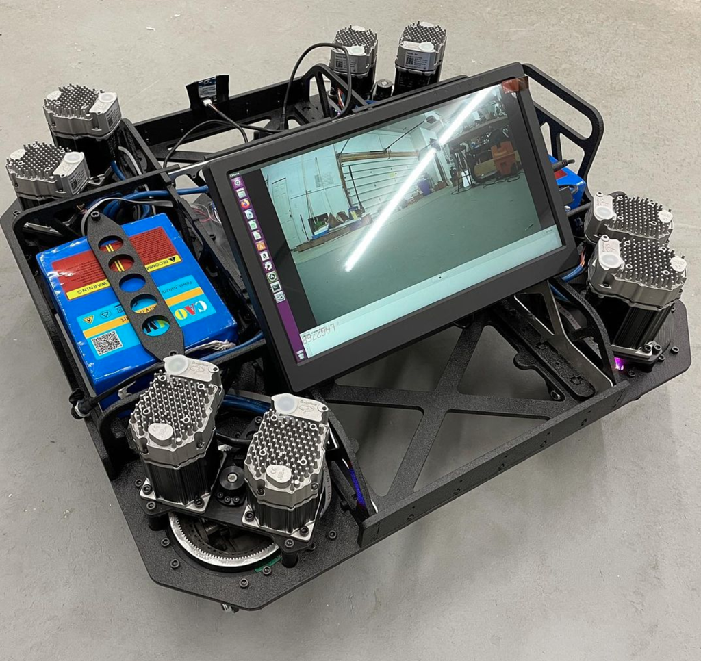 Swerve Platform with Clearpath Servos and custom modules CDMedia