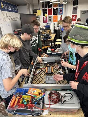 9th Graders Build a Robot!