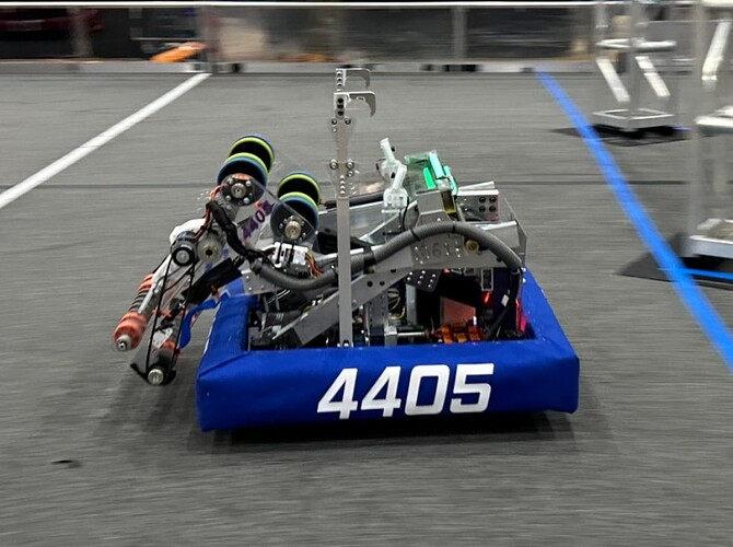 4405
