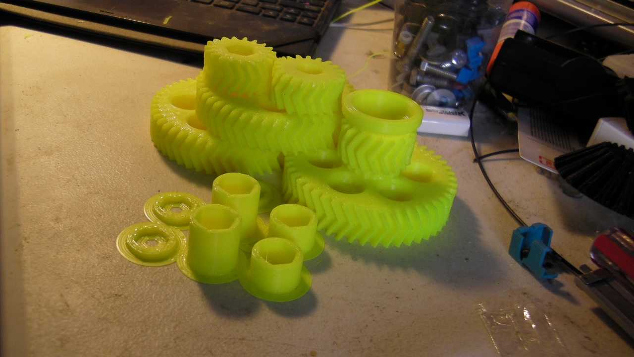 3D Printed Bevel gears by docers