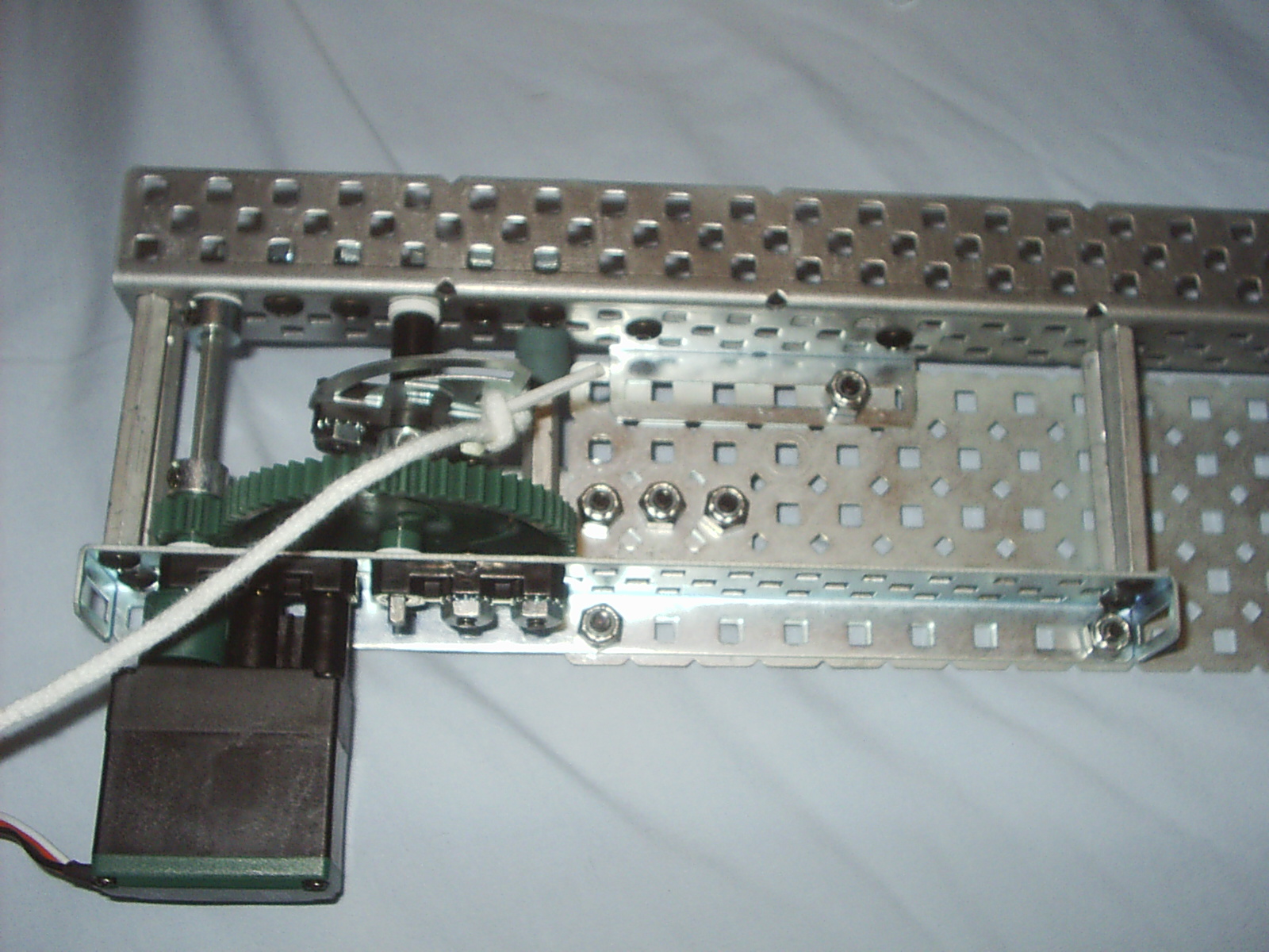 pic Bottom view of vex winch CDMedia Photos Chief Delphi